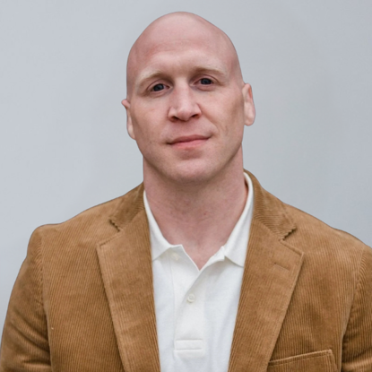 Nick  Thompson Photo